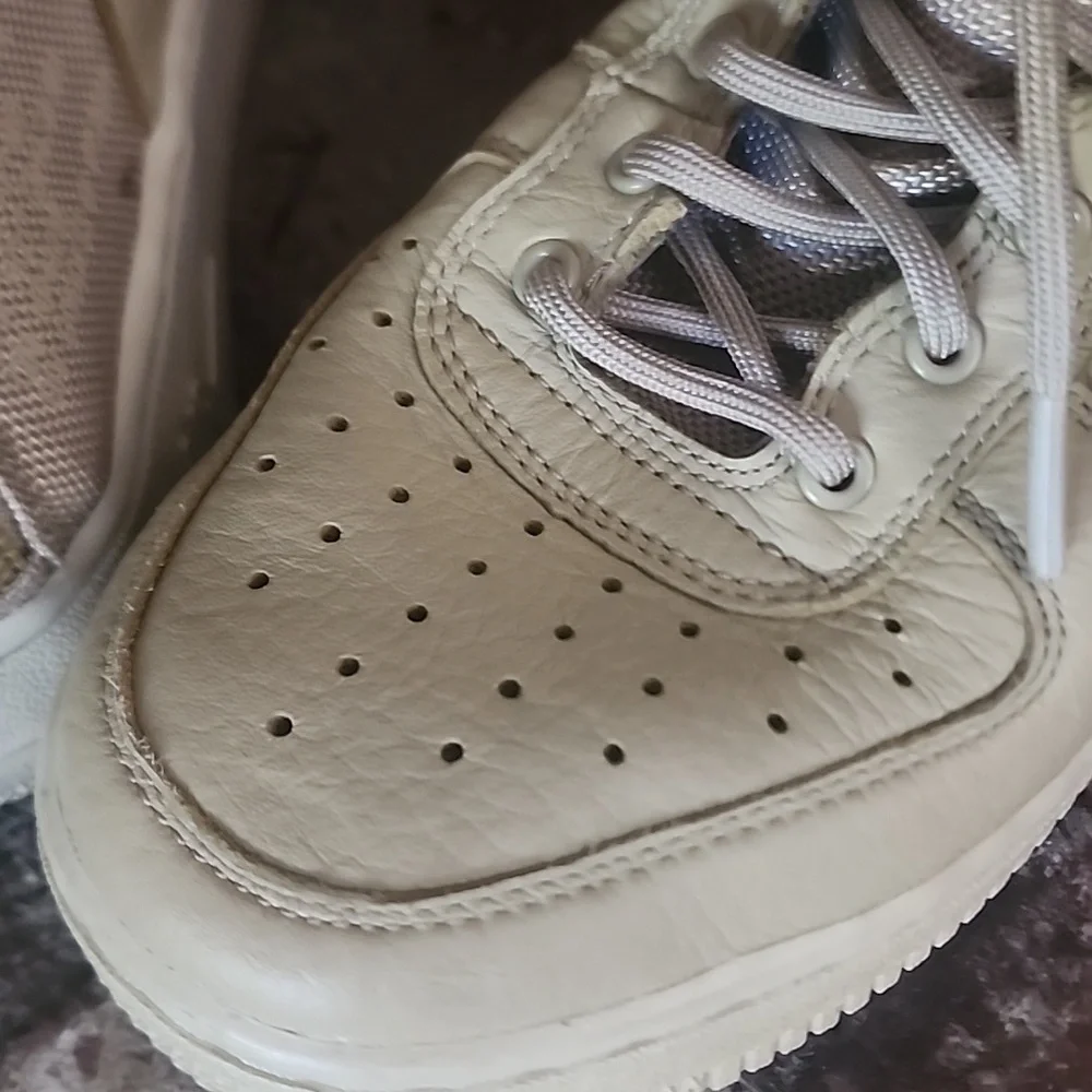Nike SF Air Force 1 Mid Lightbone Special Field AF1 Sneakers